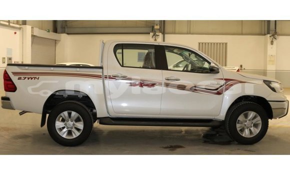 Buy Import Toyota Hilux White Car in Import - Dubai in Attapeu Province Buy Import Toyota Hilux White Car in Import - Dubai in Attapeu Province