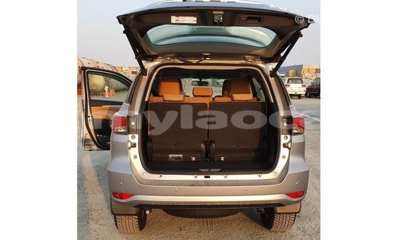 Buy Import Toyota Fortuner Other Car in Import - Dubai in Attapeu Province Buy Import Toyota Fortuner Other Car in Import - Dubai in Attapeu Province