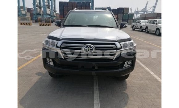 Buy Import Toyota Land Cruiser Black Car in Import - Dubai in Attapeu Province