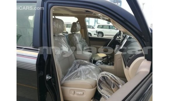 Buy Import Toyota Land Cruiser Black Car in Import - Dubai in Attapeu Province Buy Import Toyota Land Cruiser Black Car in Import - Dubai in Attapeu Province