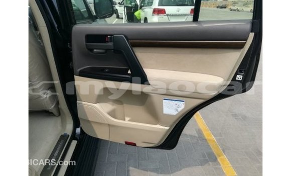 Buy Import Toyota Land Cruiser Black Car in Import - Dubai in Attapeu Province Buy Import Toyota Land Cruiser Black Car in Import - Dubai in Attapeu Province