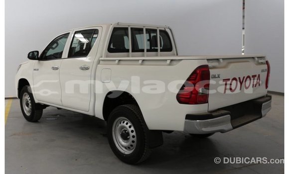 Buy Import Toyota Hilux White Car in Import - Dubai in Attapeu Province Buy Import Toyota Hilux White Car in Import - Dubai in Attapeu Province