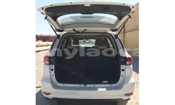 Buy Import Toyota Fortuner White Car in Import - Dubai in Attapeu Province Buy Import Toyota Fortuner White Car in Import - Dubai in Attapeu Province
