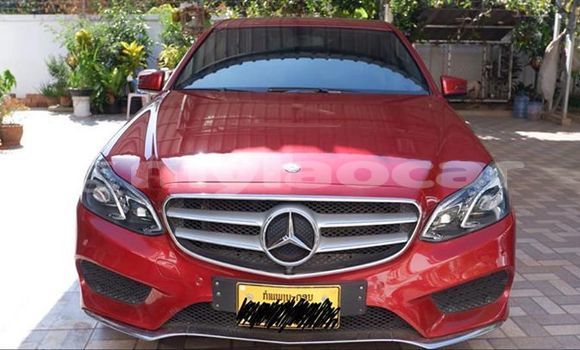 Buy Used Mercedes-Benz E-klasse Red Car in Vientiane in Vientiane Province Buy Used Mercedes-Benz E-klasse Red Car in Vientiane in Vientiane Province