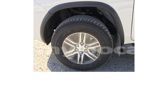 Buy Import Toyota Fortuner White Car in Import - Dubai in Attapeu Province Buy Import Toyota Fortuner White Car in Import - Dubai in Attapeu Province