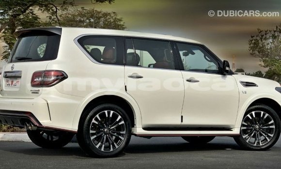 Buy Import Nissan Patrol White Car in Import - Dubai in Attapeu Province Buy Import Nissan Patrol White Car in Import - Dubai in Attapeu Province