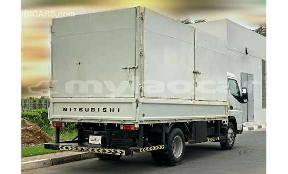 Buy Import Mitsubishi Carisma White Car in Import - Dubai in Attapeu Province Buy Import Mitsubishi Carisma White Car in Import - Dubai in Attapeu Province