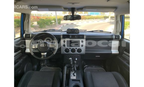 Buy Import Toyota FJ Cruiser Blue Car in Import - Dubai in Attapeu Province Buy Import Toyota FJ Cruiser Blue Car in Import - Dubai in Attapeu Province