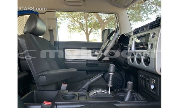 Buy Import Toyota FJ Cruiser Blue Car in Import - Dubai in Attapeu Province Buy Import Toyota FJ Cruiser Blue Car in Import - Dubai in Attapeu Province