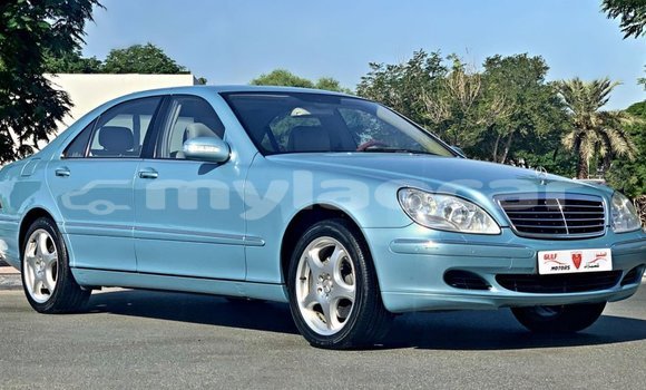 Buy Import Mercedes-Benz 200 Blue Car in Import - Dubai in Attapeu Province