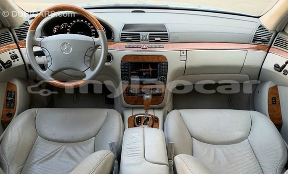 Buy Import Mercedes-Benz 200 Blue Car in Import - Dubai in Attapeu Province Buy Import Mercedes-Benz 200 Blue Car in Import - Dubai in Attapeu Province