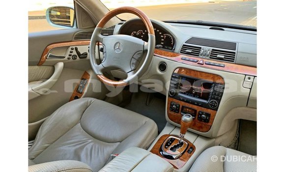 Buy Import Mercedes-Benz 200 Blue Car in Import - Dubai in Attapeu Province Buy Import Mercedes-Benz 200 Blue Car in Import - Dubai in Attapeu Province