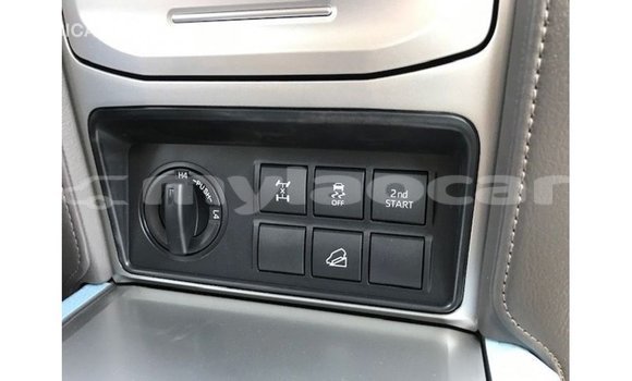 ຊື້ ການ ນຳ ເຂົ້າ Toyota Prado Red ລົດ ໃນ Import - Dubai ໃນ Attapeu Province ຊື້ ການ ນຳ ເຂົ້າ Toyota Prado Red ລົດ ໃນ Import - Dubai ໃນ Attapeu Province