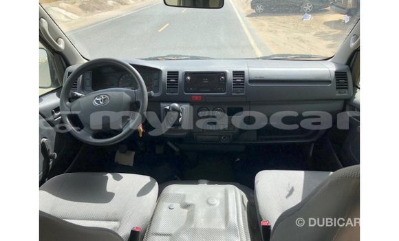 Buy Import Toyota Hiace White Car in Import - Dubai in Attapeu Province Buy Import Toyota Hiace White Car in Import - Dubai in Attapeu Province