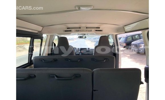 Buy Import Toyota Hiace White Car in Import - Dubai in Attapeu Province Buy Import Toyota Hiace White Car in Import - Dubai in Attapeu Province