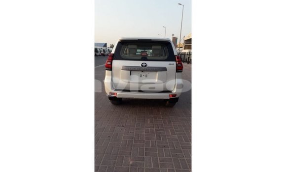 Buy Import Toyota Prado White Car in Import - Dubai in Attapeu Province Buy Import Toyota Prado White Car in Import - Dubai in Attapeu Province