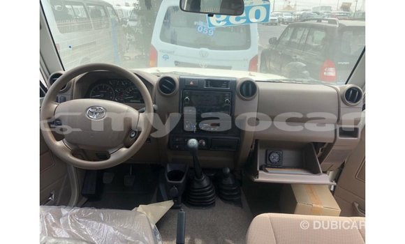 Buy Import Toyota Land Cruiser Other Car in Import - Dubai in Attapeu Province Buy Import Toyota Land Cruiser Other Car in Import - Dubai in Attapeu Province