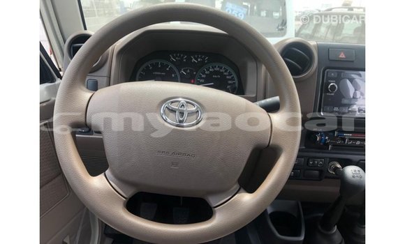 Buy Import Toyota Land Cruiser Other Car in Import - Dubai in Attapeu Province Buy Import Toyota Land Cruiser Other Car in Import - Dubai in Attapeu Province