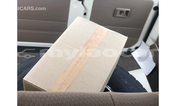 Buy Import Toyota Land Cruiser Other Car in Import - Dubai in Attapeu Province Buy Import Toyota Land Cruiser Other Car in Import - Dubai in Attapeu Province