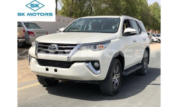 Buy Import Toyota Fortuner White Car in Import - Dubai in Attapeu Province