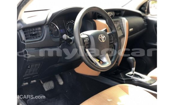 Buy Import Toyota Fortuner White Car in Import - Dubai in Attapeu Province Buy Import Toyota Fortuner White Car in Import - Dubai in Attapeu Province