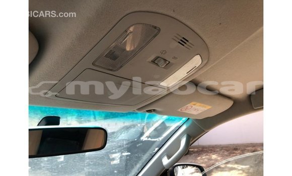 Buy Import Toyota Fortuner White Car in Import - Dubai in Attapeu Province Buy Import Toyota Fortuner White Car in Import - Dubai in Attapeu Province