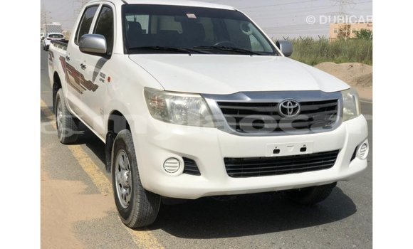 Buy Import Toyota Hilux White Car in Import - Dubai in Attapeu Province Buy Import Toyota Hilux White Car in Import - Dubai in Attapeu Province