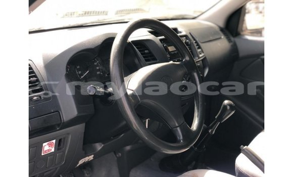Buy Import Toyota Hilux White Car in Import - Dubai in Attapeu Province Buy Import Toyota Hilux White Car in Import - Dubai in Attapeu Province