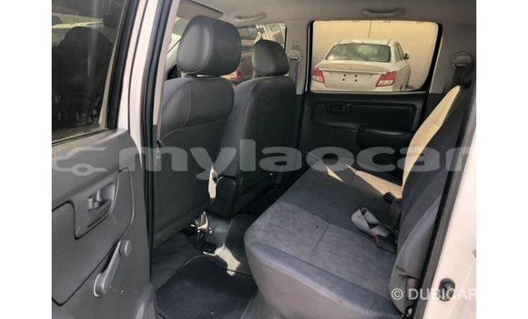 Buy Import Toyota Hilux White Car in Import - Dubai in Attapeu Province Buy Import Toyota Hilux White Car in Import - Dubai in Attapeu Province