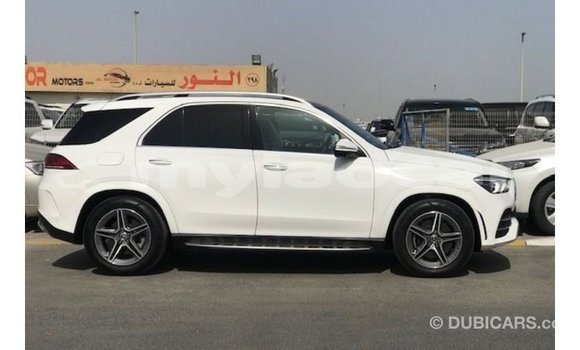 Buy Import Mercedes-Benz GLE White Car in Import - Dubai in Attapeu Province Buy Import Mercedes-Benz GLE White Car in Import - Dubai in Attapeu Province