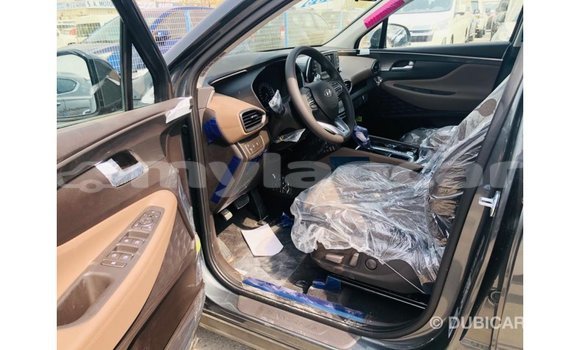 Buy Import Hyundai Santa Fe Green Car in Import - Dubai in Attapeu Province Buy Import Hyundai Santa Fe Green Car in Import - Dubai in Attapeu Province