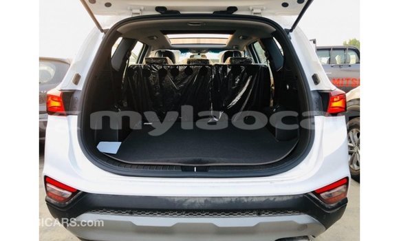 Buy Import Hyundai Santa Fe White Car in Import - Dubai in Attapeu Province Buy Import Hyundai Santa Fe White Car in Import - Dubai in Attapeu Province