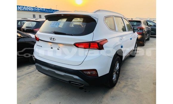 Buy Import Hyundai Santa Fe White Car in Import - Dubai in Attapeu Province Buy Import Hyundai Santa Fe White Car in Import - Dubai in Attapeu Province