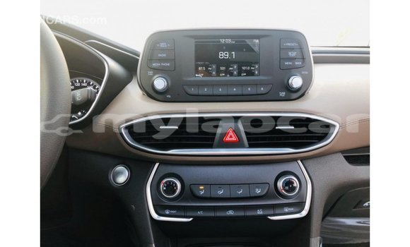 Buy Import Hyundai Santa Fe White Car in Import - Dubai in Attapeu Province Buy Import Hyundai Santa Fe White Car in Import - Dubai in Attapeu Province