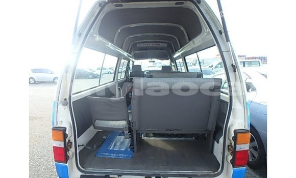 Buy Import Nissan Caravan White Car in Import - Dubai in Attapeu Province Buy Import Nissan Caravan White Car in Import - Dubai in Attapeu Province