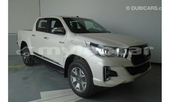 Buy Import Toyota Hilux White Car in Import - Dubai in Attapeu Province Buy Import Toyota Hilux White Car in Import - Dubai in Attapeu Province