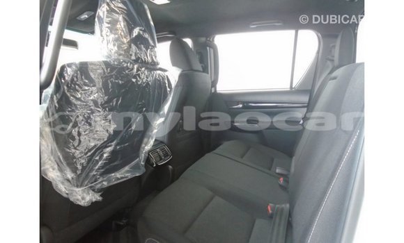Buy Import Toyota Hilux White Car in Import - Dubai in Attapeu Province Buy Import Toyota Hilux White Car in Import - Dubai in Attapeu Province