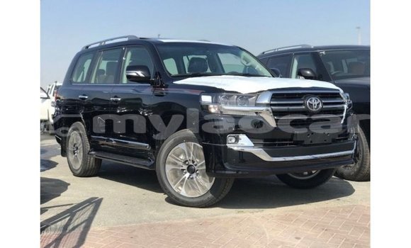 Buy Import Toyota Land Cruiser Black Car in Import - Dubai in Attapeu Province