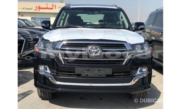 Acheter Import Voiture Toyota Land Cruiser Noir à Import - Dubai, Attapeu Province Acheter Import Voiture Toyota Land Cruiser Noir à Import - Dubai, Attapeu Province