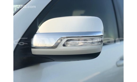 Buy Import Toyota Prado White Car in Import - Dubai in Attapeu Province Buy Import Toyota Prado White Car in Import - Dubai in Attapeu Province