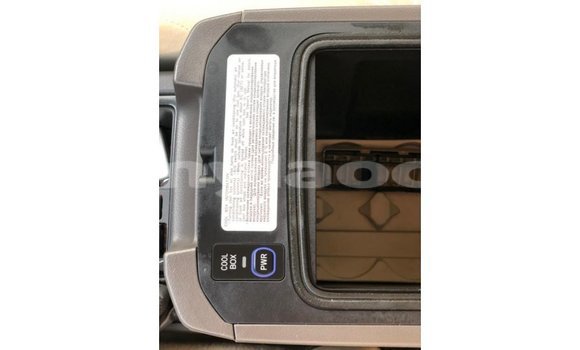 Buy Import Toyota Prado White Car in Import - Dubai in Attapeu Province Buy Import Toyota Prado White Car in Import - Dubai in Attapeu Province