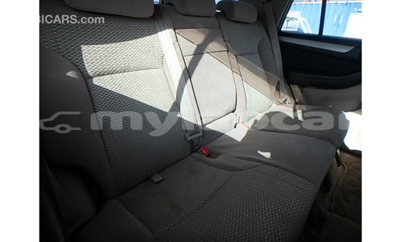 Buy Import Toyota Hilux White Car in Import - Dubai in Attapeu Province Buy Import Toyota Hilux White Car in Import - Dubai in Attapeu Province