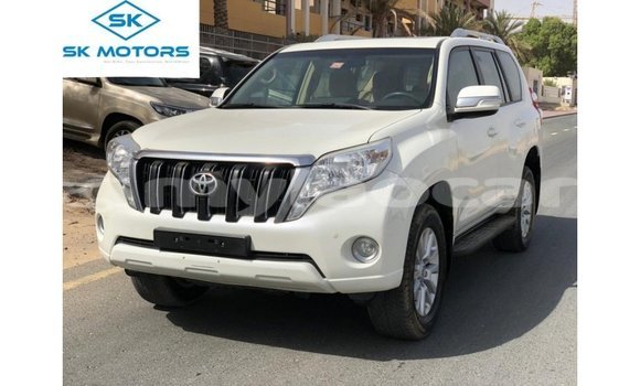 Buy Import Toyota Prado White Car in Import - Dubai in Attapeu Province