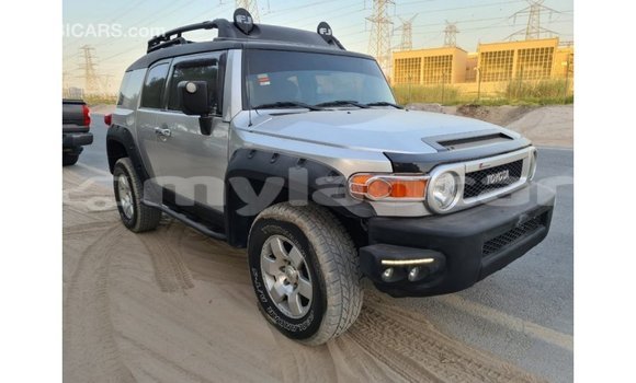 Buy Import Toyota FJ Cruiser Other Car in Import - Dubai in Attapeu Province Buy Import Toyota FJ Cruiser Other Car in Import - Dubai in Attapeu Province