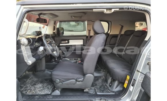 Buy Import Toyota FJ Cruiser Other Car in Import - Dubai in Attapeu Province Buy Import Toyota FJ Cruiser Other Car in Import - Dubai in Attapeu Province