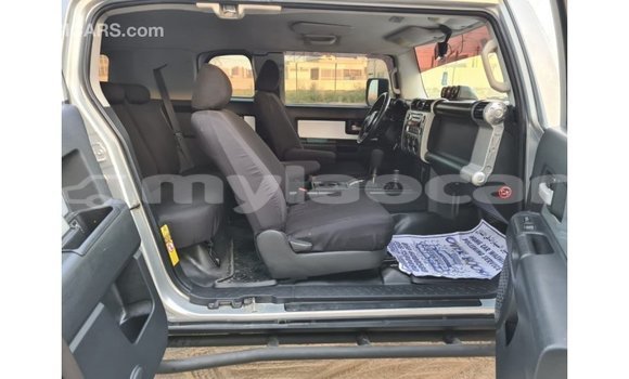Buy Import Toyota FJ Cruiser Other Car in Import - Dubai in Attapeu Province Buy Import Toyota FJ Cruiser Other Car in Import - Dubai in Attapeu Province