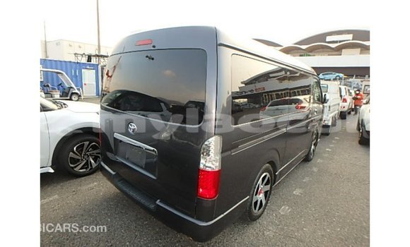 Buy Import Toyota Hiace Other Car in Import - Dubai in Attapeu Province Buy Import Toyota Hiace Other Car in Import - Dubai in Attapeu Province
