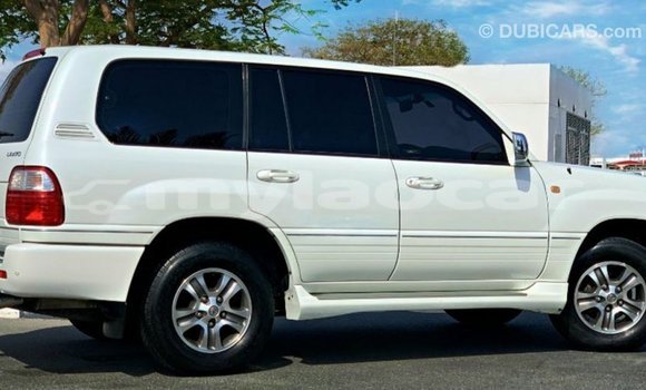 Buy Import Lexus LX White Car in Import - Dubai in Attapeu Province Buy Import Lexus LX White Car in Import - Dubai in Attapeu Province