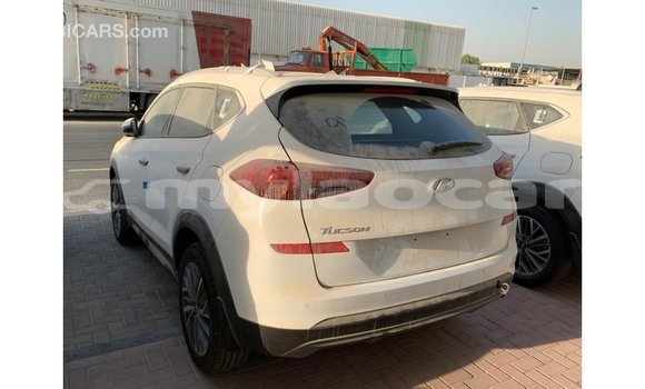 Buy Import Hyundai Tucson White Car in Import - Dubai in Attapeu Province Buy Import Hyundai Tucson White Car in Import - Dubai in Attapeu Province