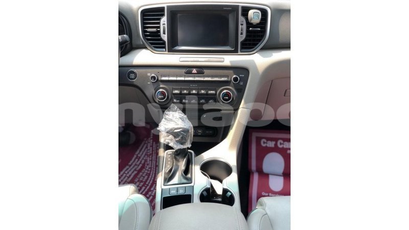 Big with watermark kia sportage attapeu province import dubai 4121